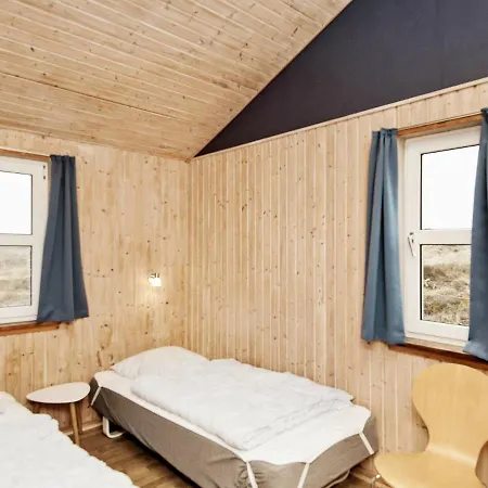 Four-bedroom In 9 Fanø